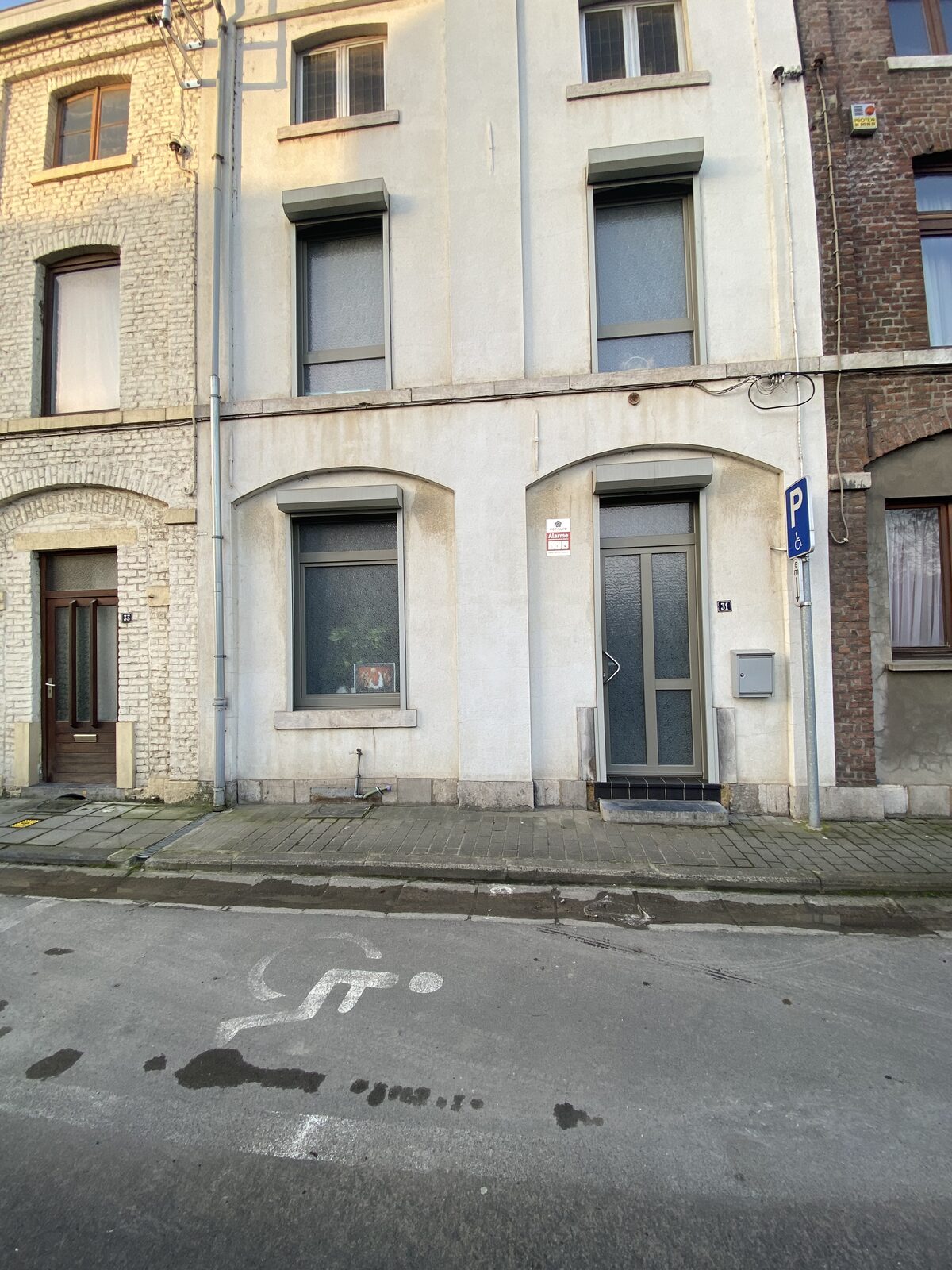 Alu → PVC — réalisation MP Châssis, Charleroi et Hainaut — Avant