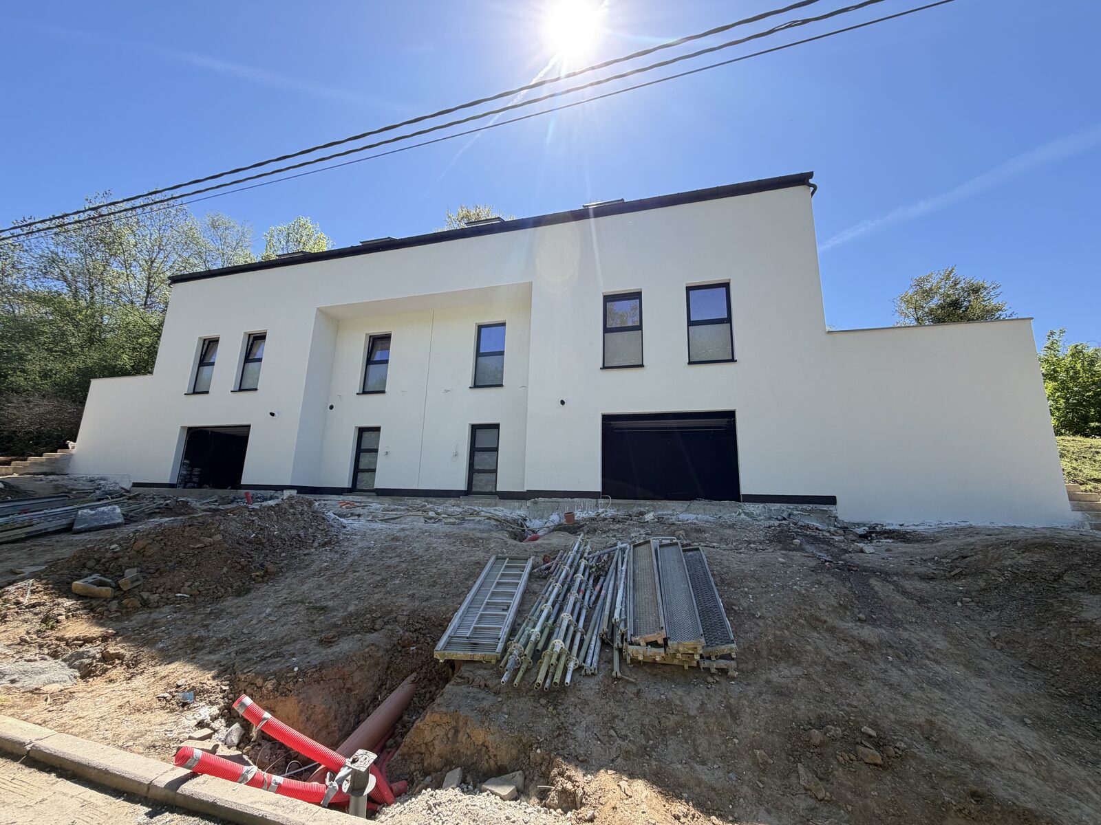 Construction neuve — réalisation MP Châssis, Charleroi et Hainaut