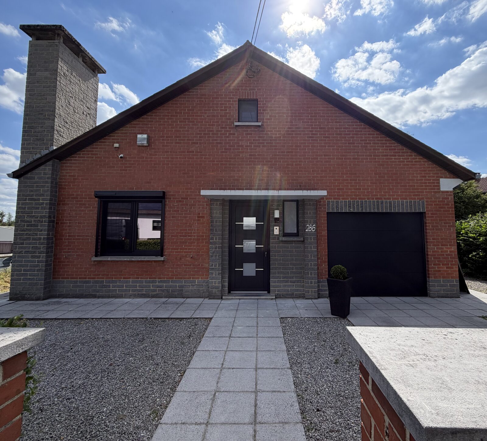 Rénovation complète — réalisation MP Châssis, Charleroi et Hainaut